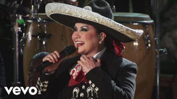 Ana Gabriel - El Mariachi Con Tambor - Ana Gabriel En La Plaza De Toros M&eacute;xico Canciones Originales
