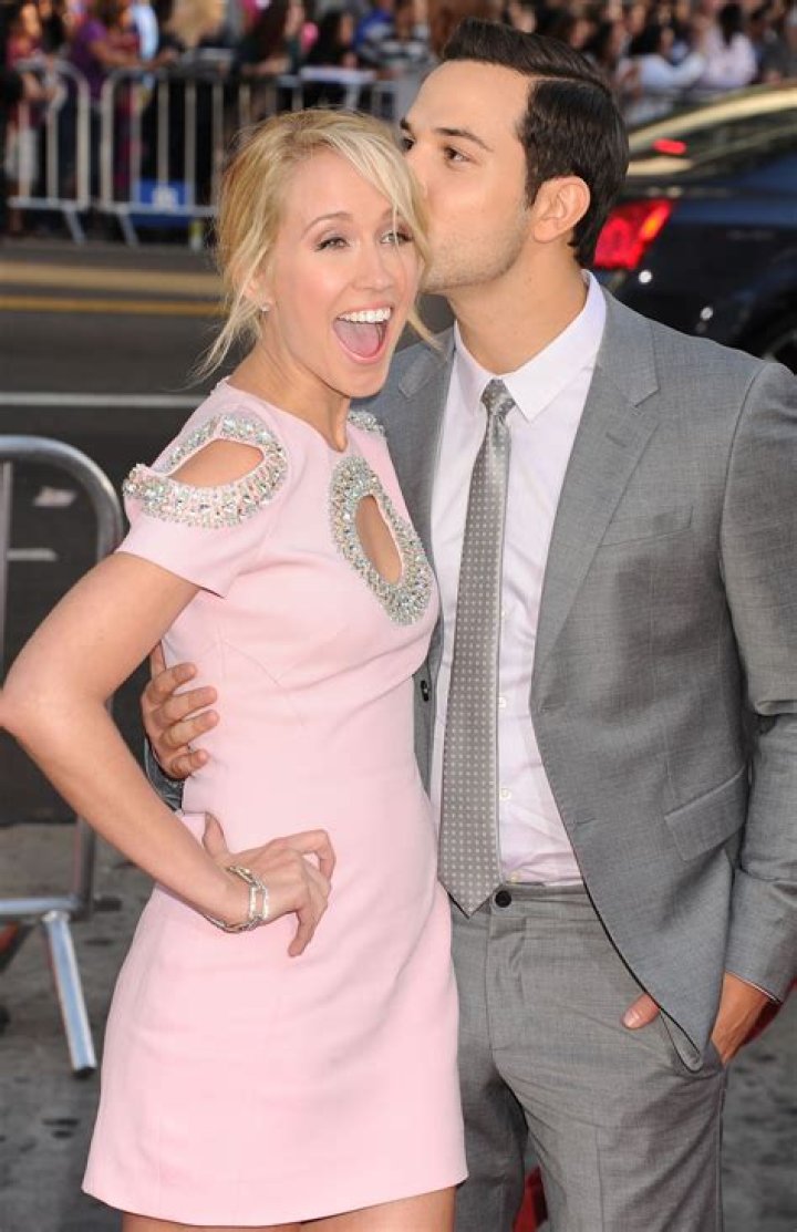Anna Camp, Skylar Astin