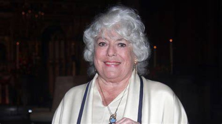 Anne Hart