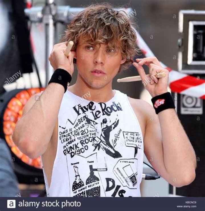 Ashton Irwin