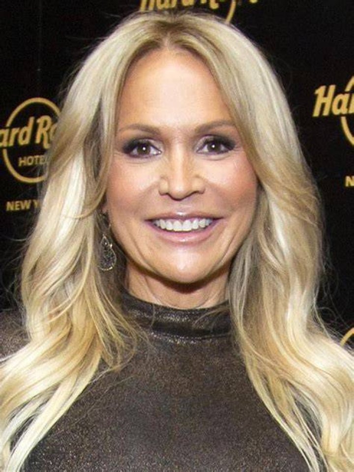 Barbara Alyn Woods