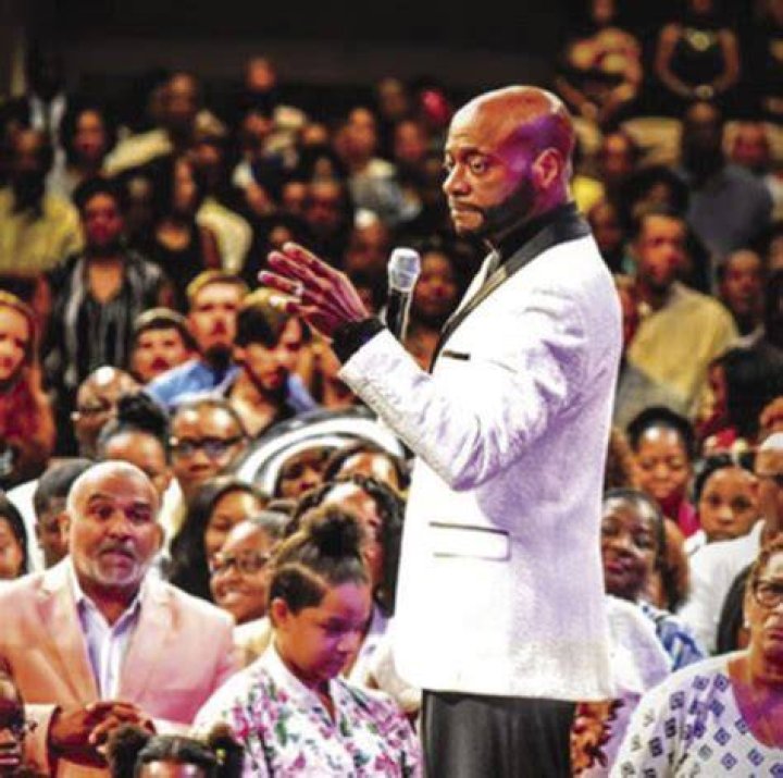 bishop eddie long net worth