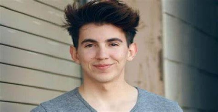Bobby Mares