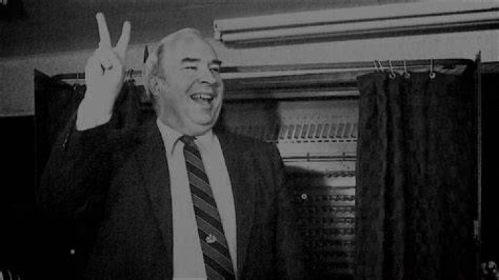 Budd Dwyer Vimeo Suicide video