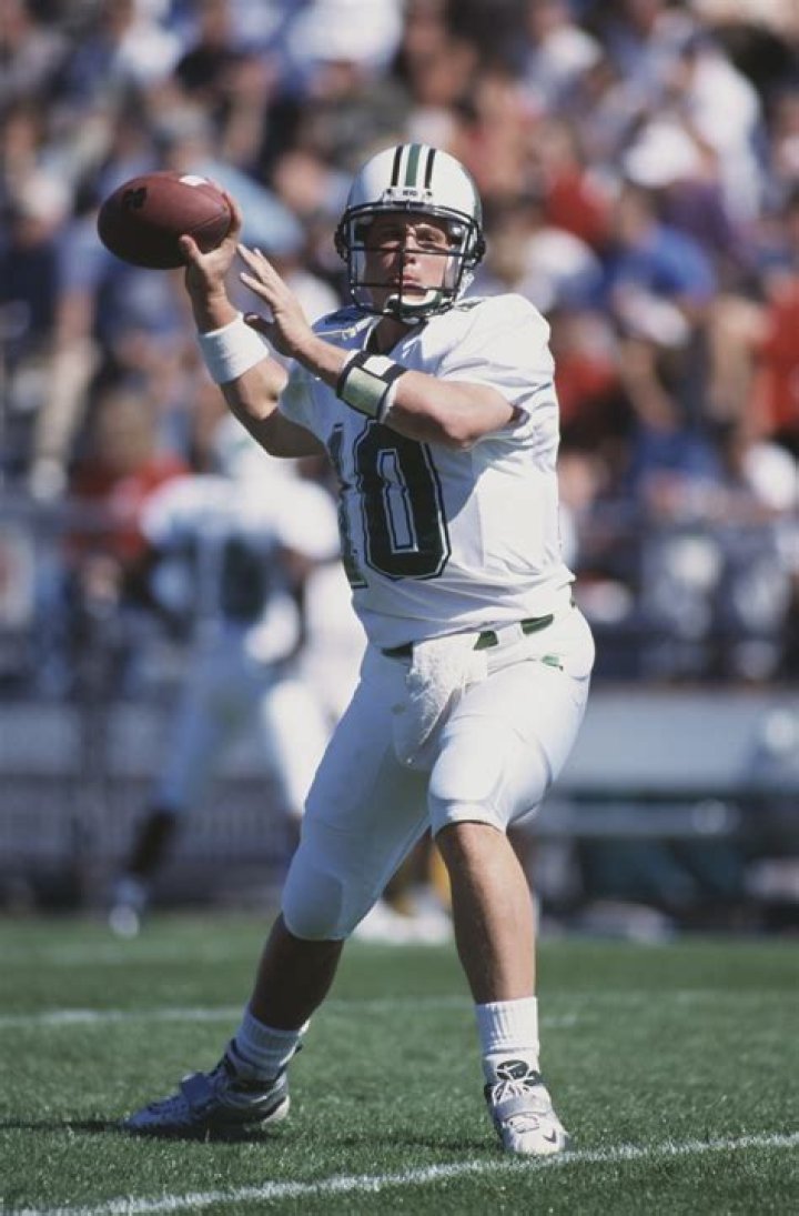 Chad Pennington height and weight