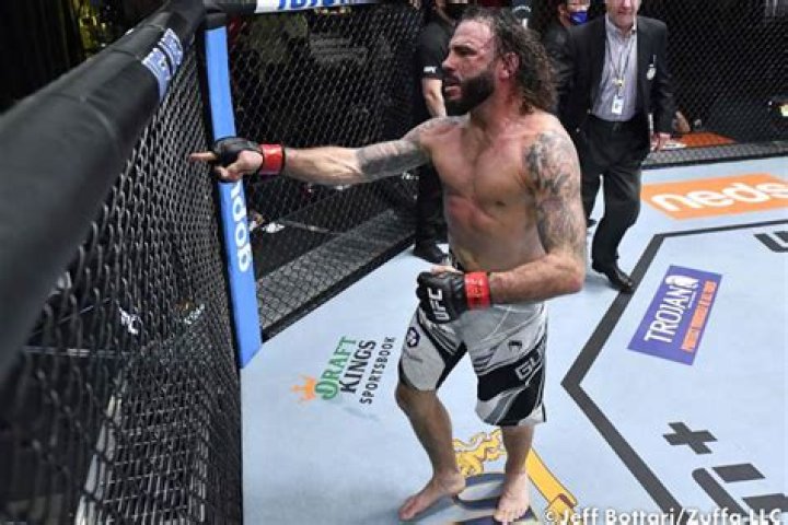 Clay Guida in action Clay Guida in action