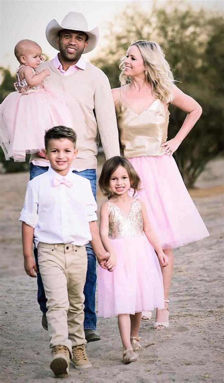 Coffey Anderson's Photo