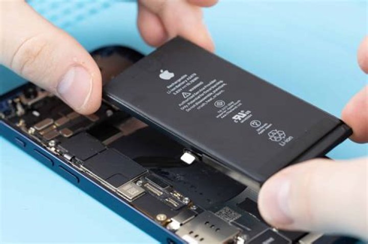 cost of replacing iphone battery