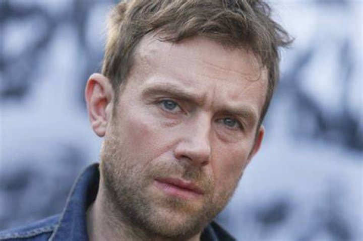 Damon Albarn - Sister Rust (from LUCY original soundtrack) - soundtrack from the chi season 4 episode 9