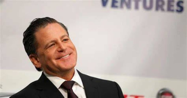 dan gilbert net worth