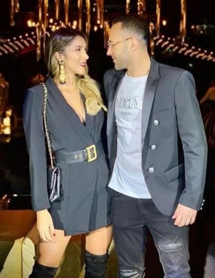 Daniela Ospina posing with her brother David Ospina