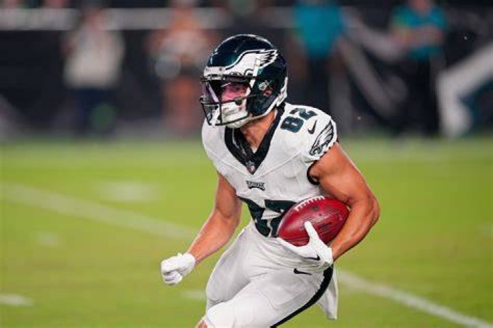 Eagles receiver Devon Allen runs 3rd-fastest hurdles time in history - NBC Sports Philadelphia