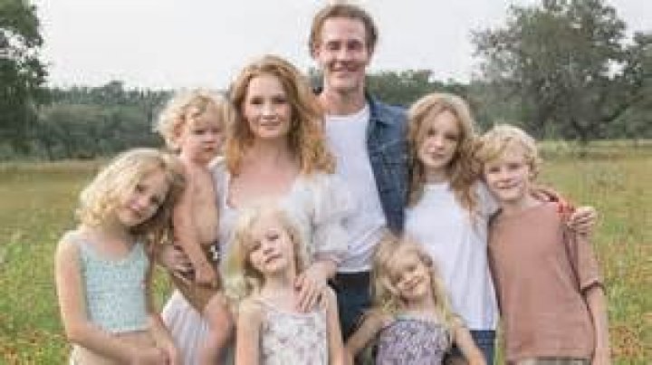 el james family el james family