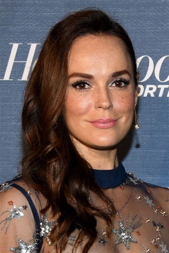 Erin Cahill