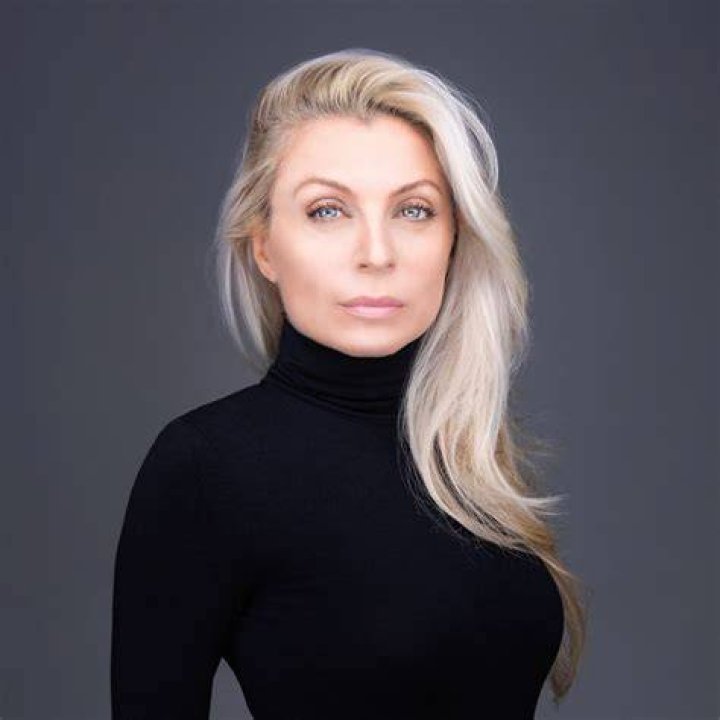 Evy Caysacv