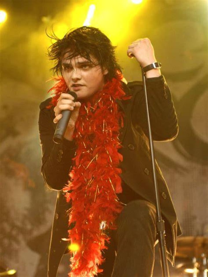 gerard way net worth