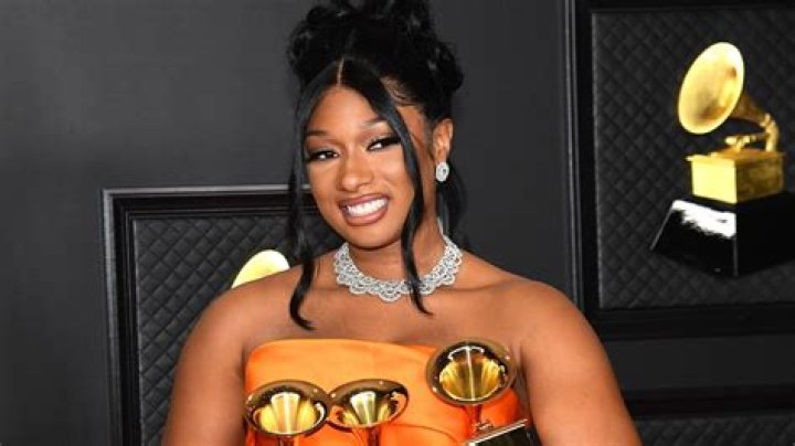 GRAMMYs: Megan Thee Stallion BREAKS DOWN While Accepting Best New Artist Honor - Black Habits