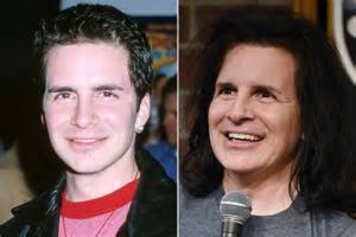 Hal Sparks hosting Talk Soup Hal Sparks hosting Talk Soup