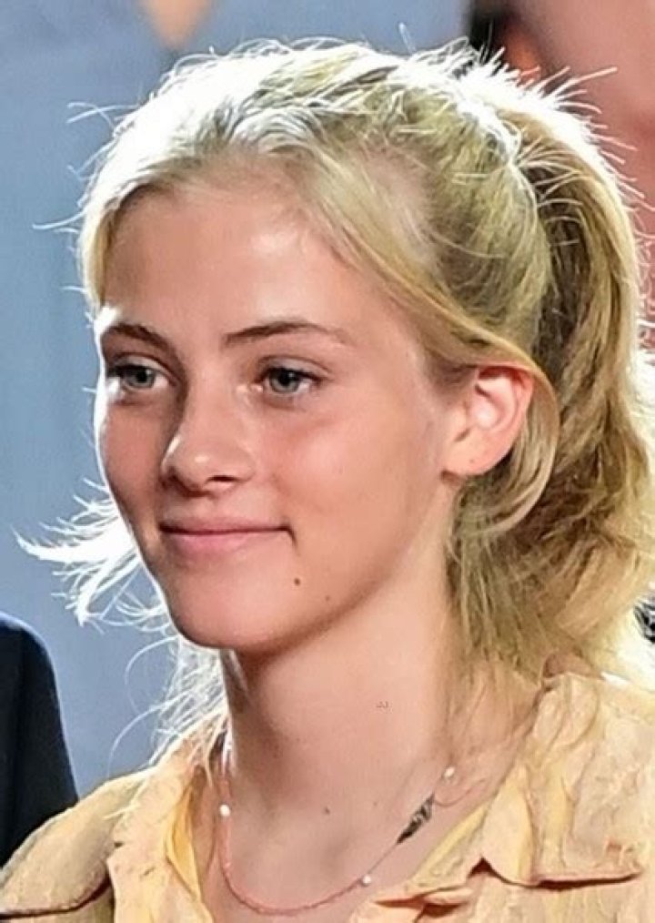 Hazel Moder