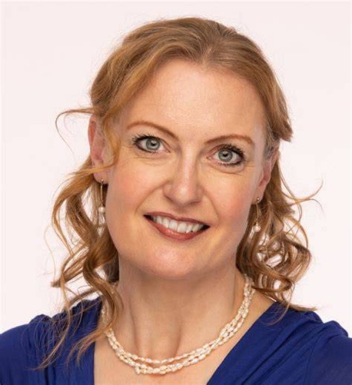 Helen Leach