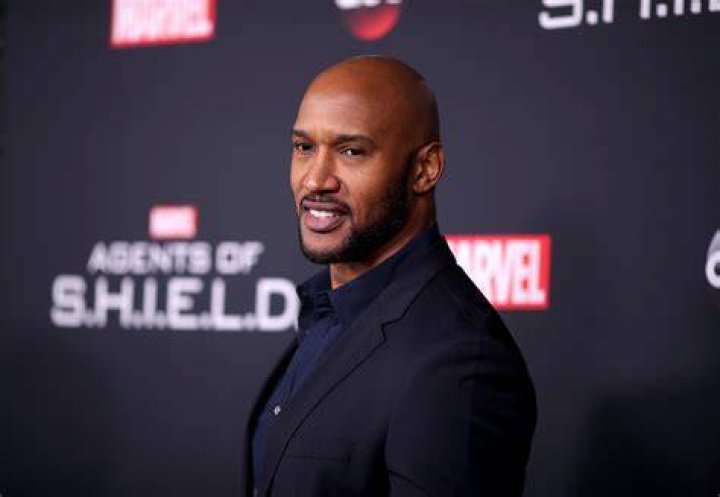 henry simmons achievements