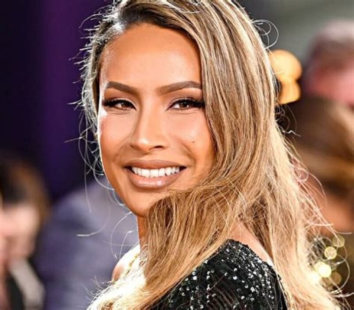 How old is Desi Perkins?