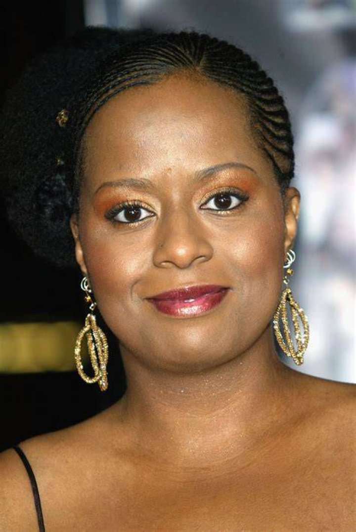 How old is Tempestt Bledsoe How old is Tempestt Bledsoe