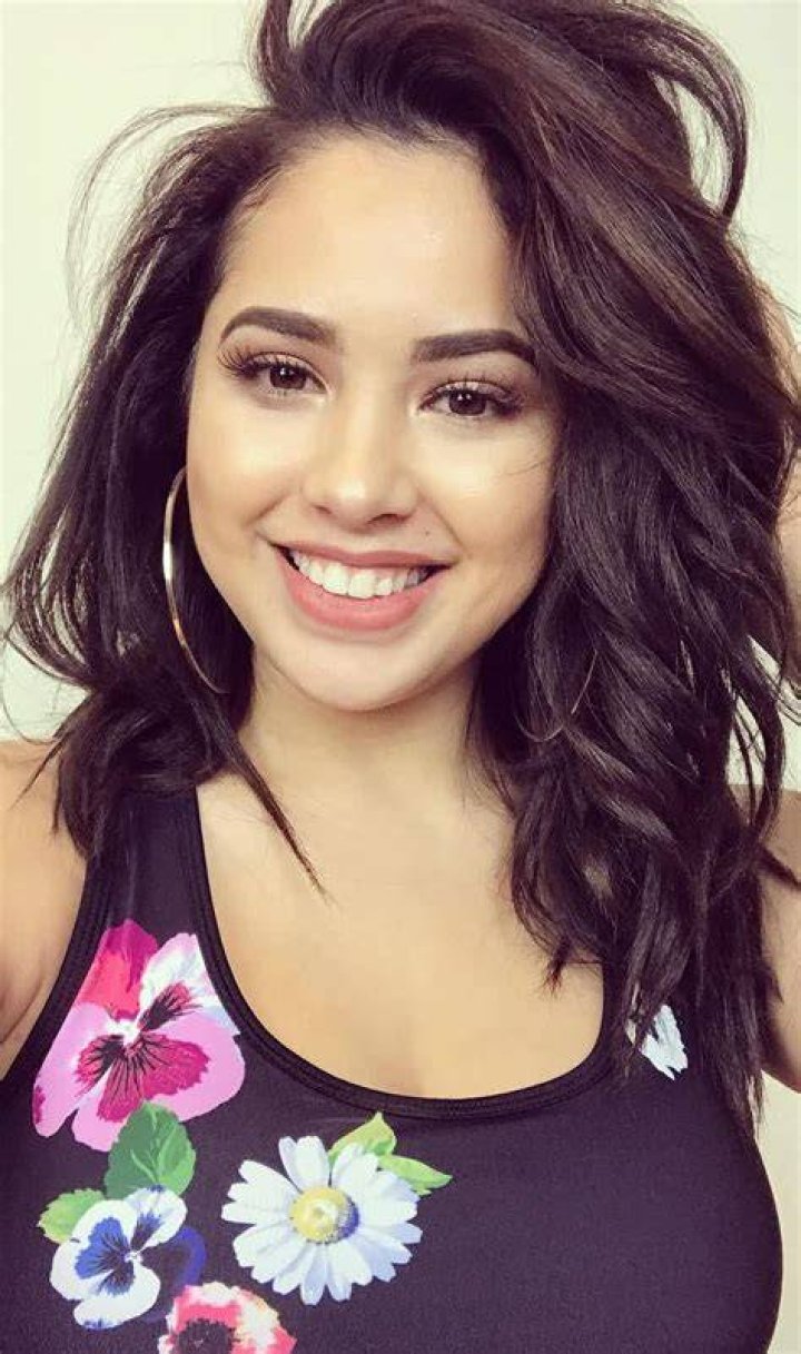 Jasmine Villegas net worth