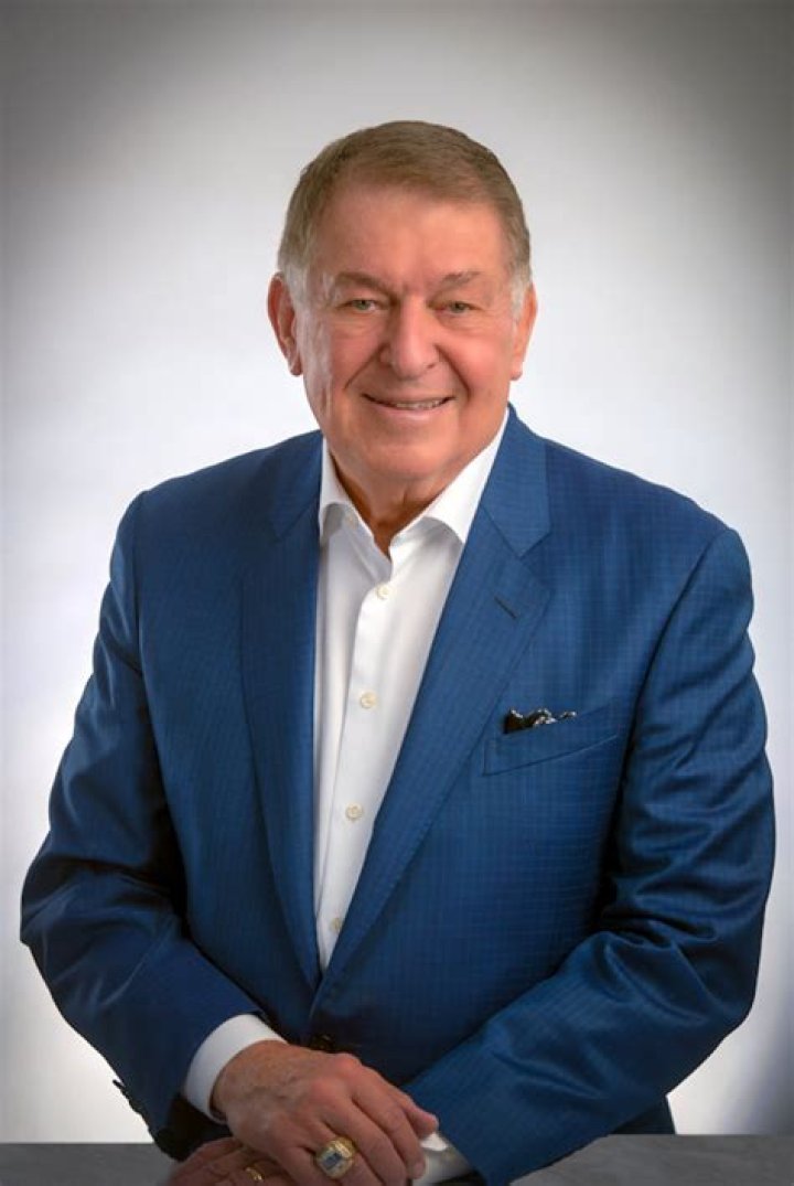 Jerry Colangelo real estate Jerry Colangelo real estate