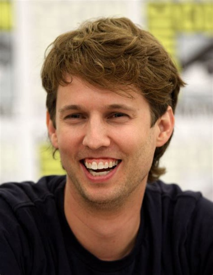 Jon Heder Plays XBox Live As Napoleon Dynamite | CONAN on TBS - song from napoleon dynamite end