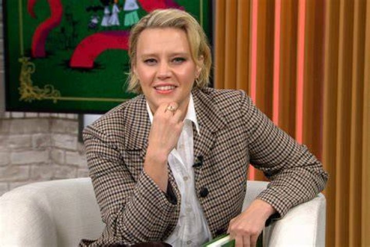 Kate McKinnon additional sources of income Kate McKinnon additional sources of income
