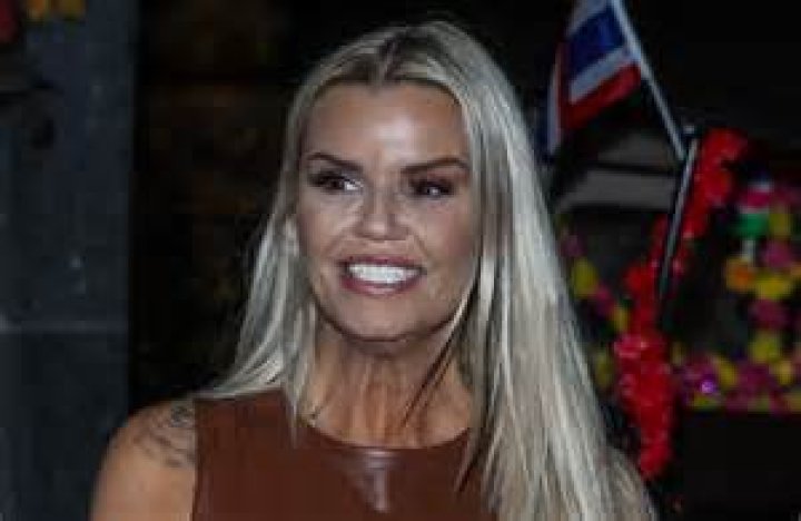 kerry katona onlyfans kerry katona onlyfans