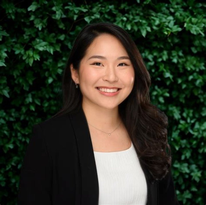 kim lee philanthropy