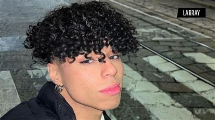 Larray adresses his breakup rumors with boyfriend Brady Potter