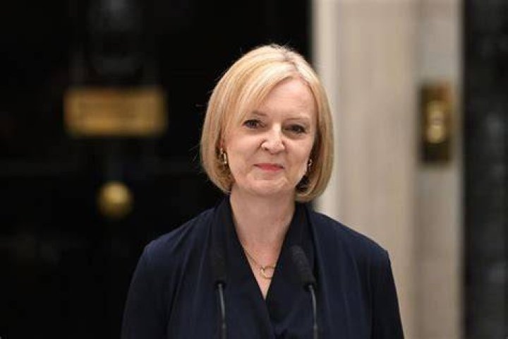 liz truss salary