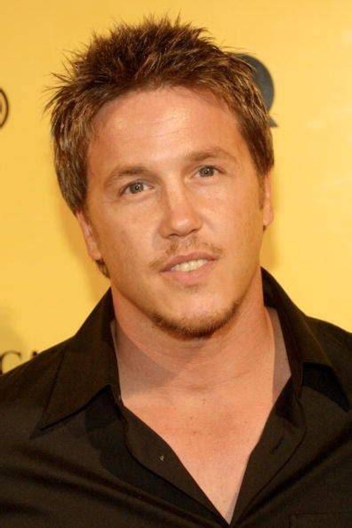 lochlyn munro net worth