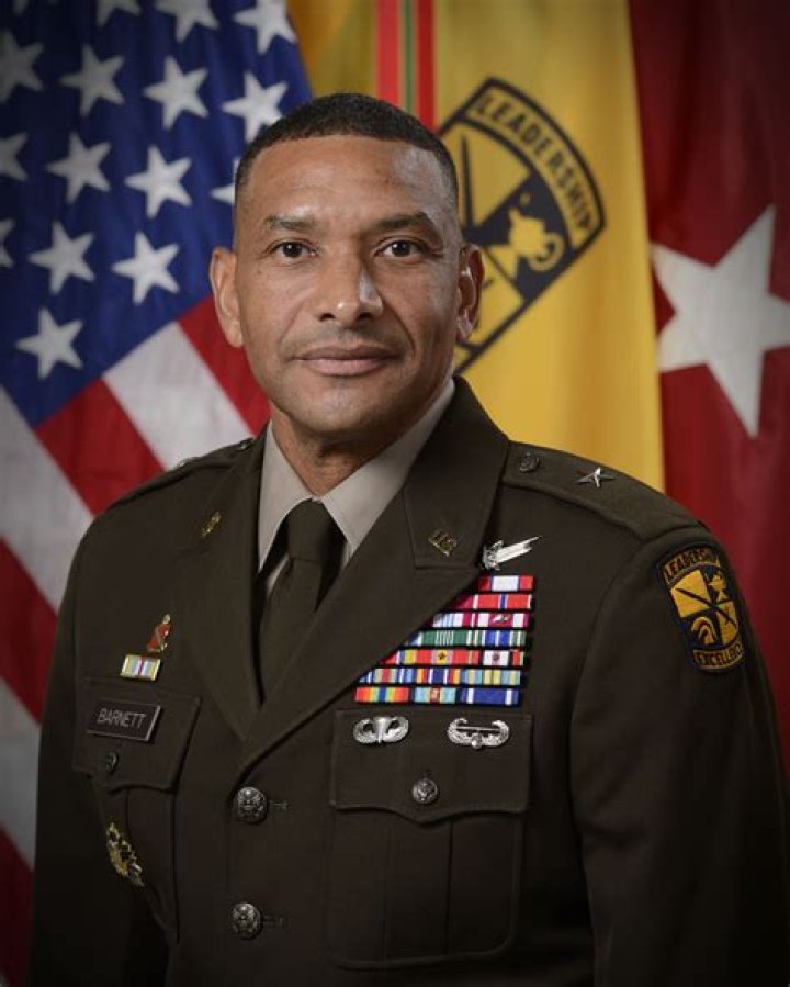 Maurice Barnett