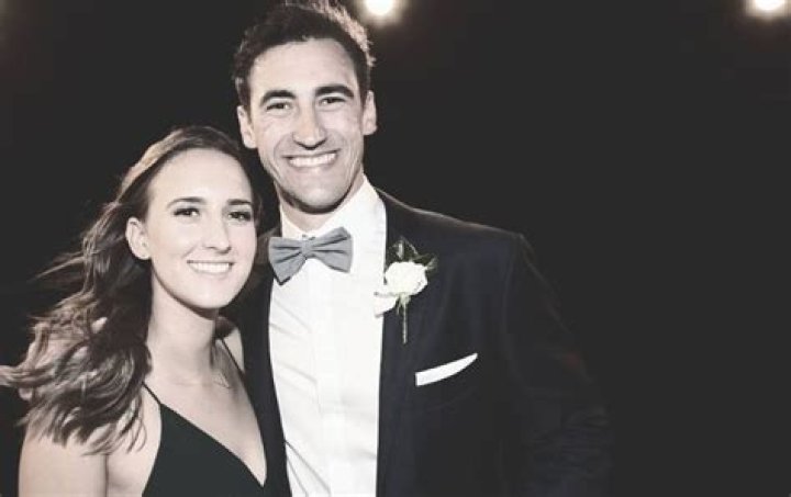 Mitchell Starc Sister 