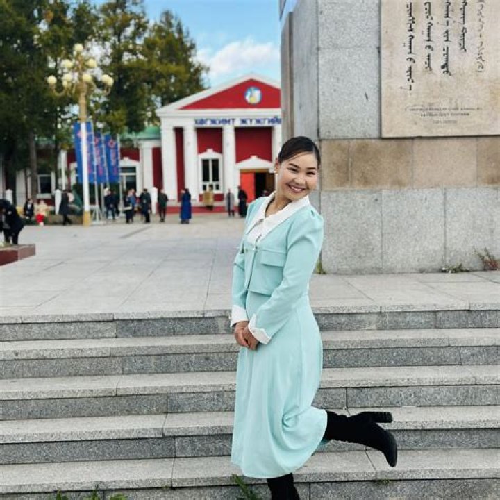 Naranchimeg.A - "Piece by Piece" - Blind Audition - The Voice of Mongolia 2018 - the voice singing piece by piece