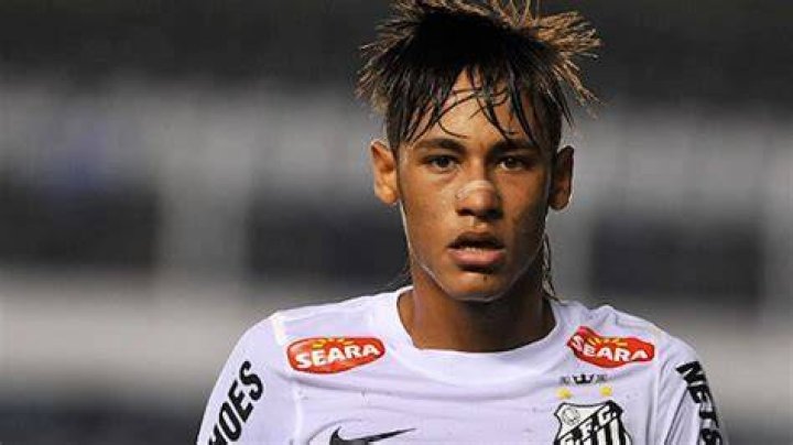 Neymar Professional Career