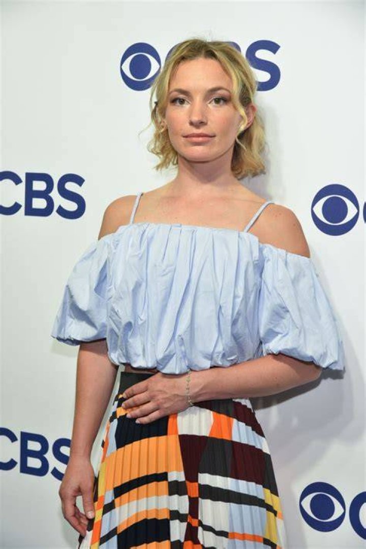 Is Perdita Weeks Pregnant In 2023? Weight Gain And Baby Bump Rumors Perdita Weeks Pregnant
