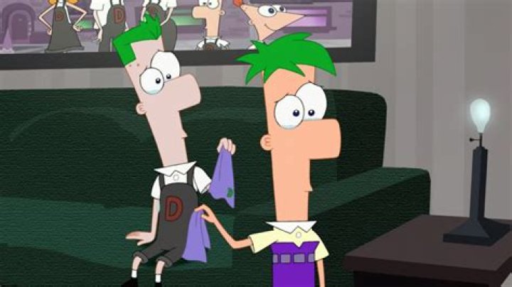 Phineas and ferb baby crying song - Bad Baby Crying and Learn Colors Colorful Cake Pop Finger Family Songs Collection