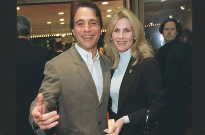 Rhonda Yeoman