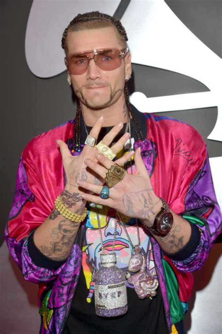 RiFF RAFF x OMG RONNY J - HOP OUT THE LAMB (Official Music Video) - song omg ronny