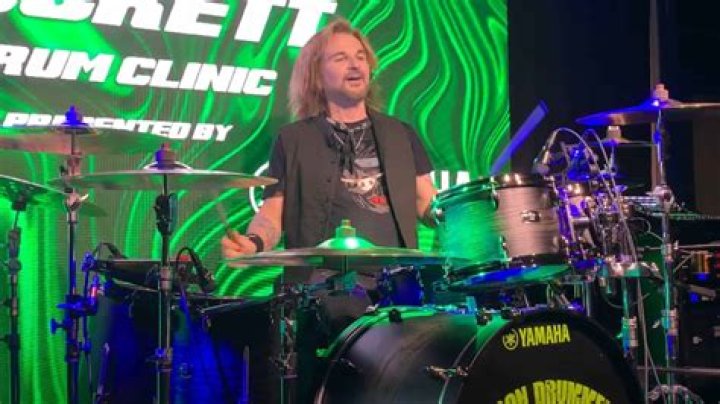 Rikki Rockett