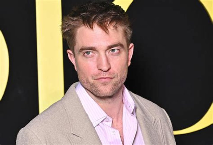 Robert Pattinson net