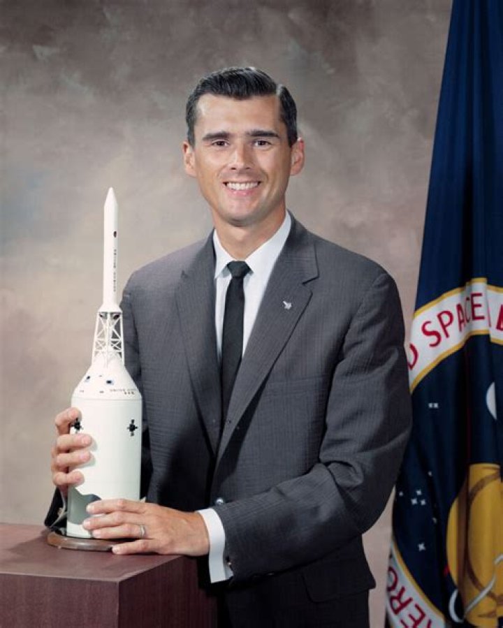 Roger B Chaffee