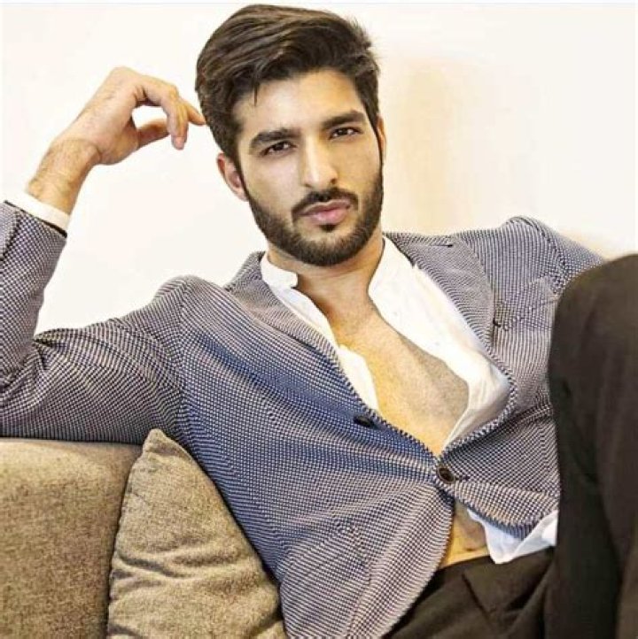 Rohman Shawl