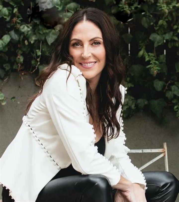 Sarah Gibson Biography