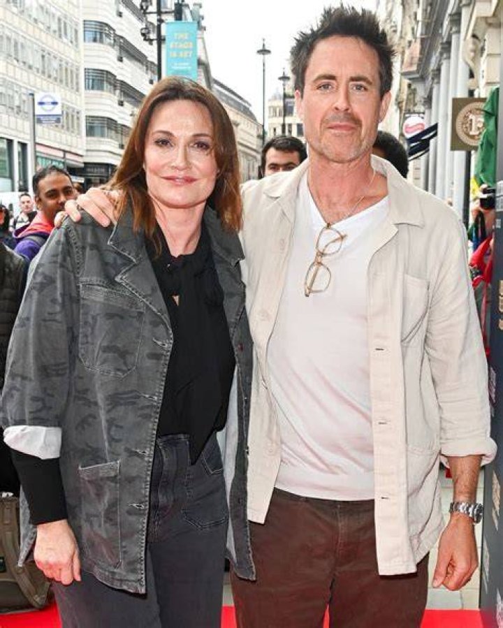 Sarah Parish vacationing with her husband and daughter for the holidays